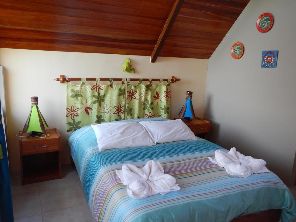 Hospedaje Casa Soleil Puerto Villamil Chambre photo