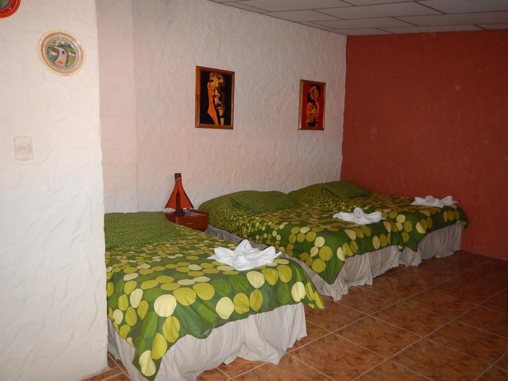 Hospedaje Casa Soleil Puerto Villamil Chambre photo